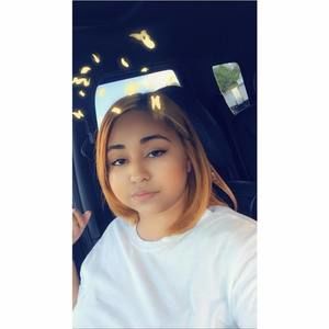 Meet your Posher, Celia c